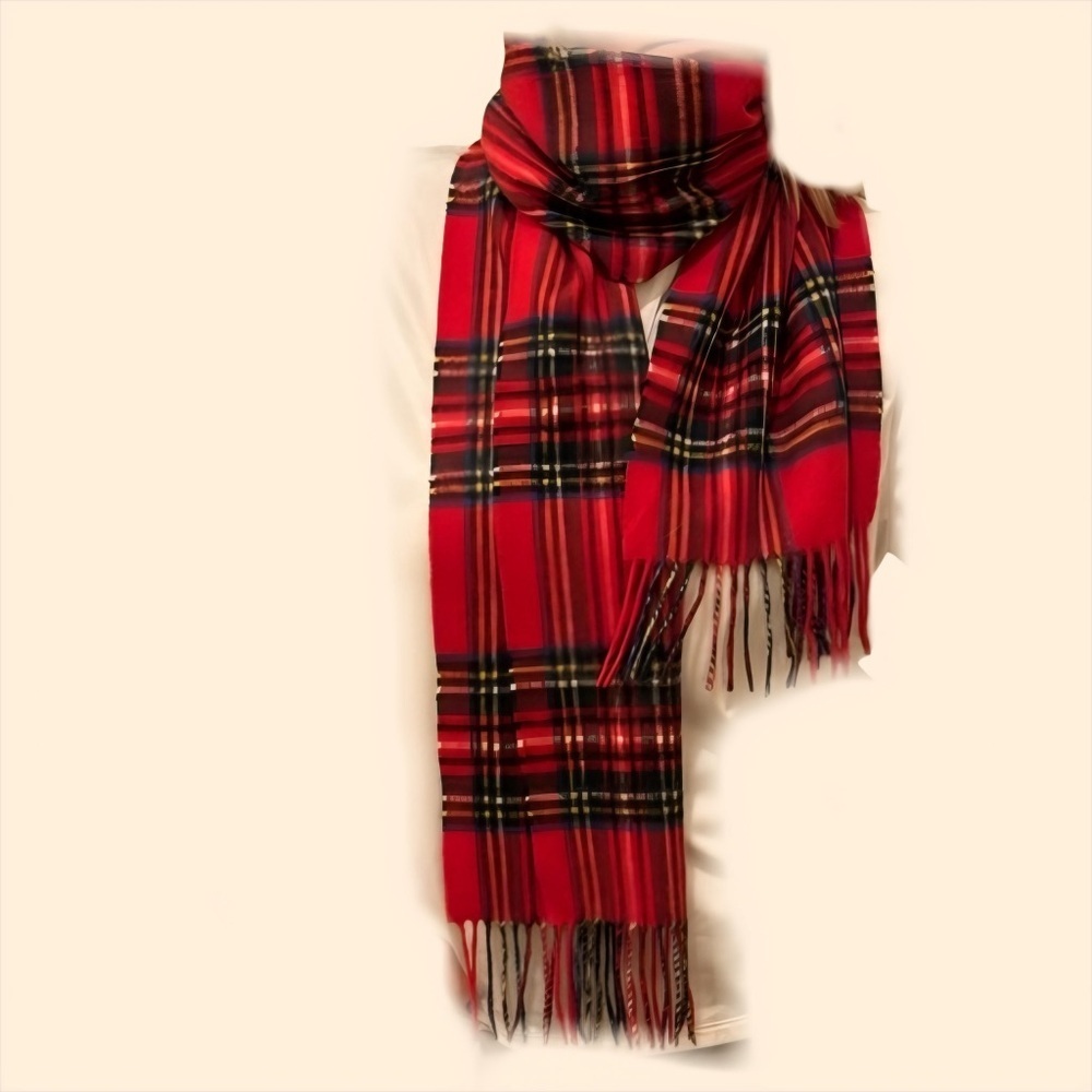 Lyle & Scott Royal Tartan 100% Cashmere Scarf from Scotland